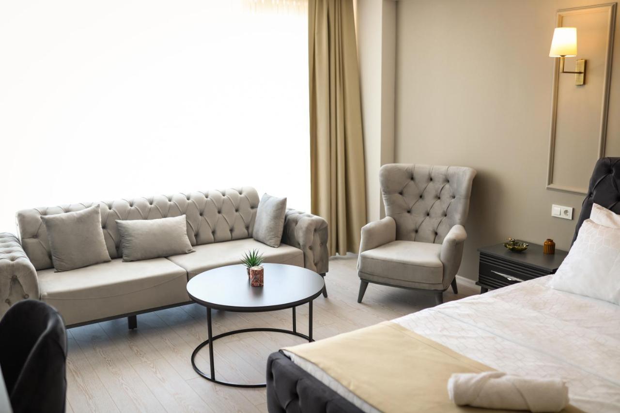 Petra Hotel Tuzla Istanbul Exteriör bild